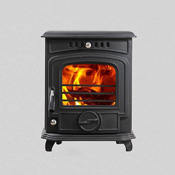 4.6 kw freestanding wood burning stove portable for smaller room